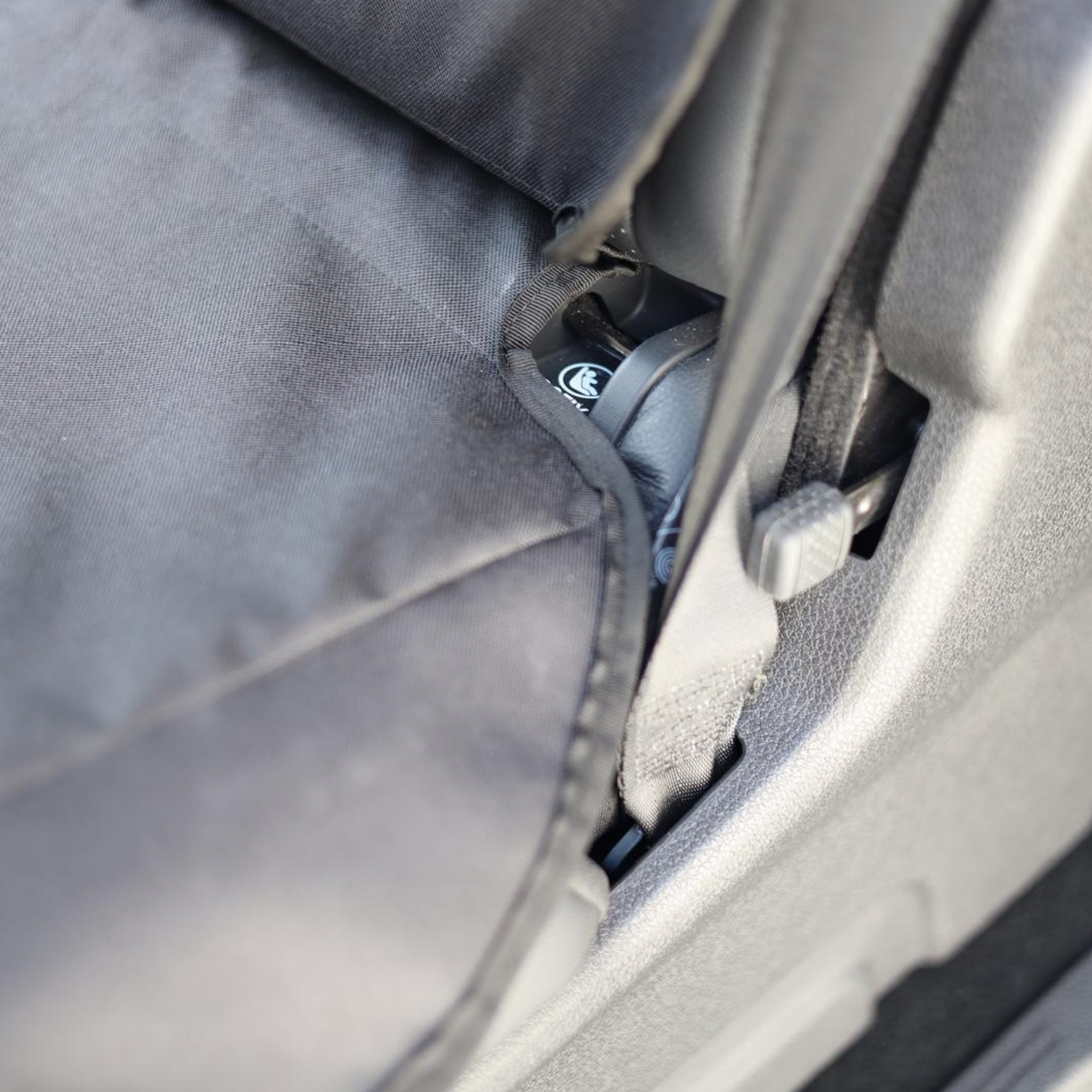 Mata ochronna pod fotelik dziecięcy - Toyota