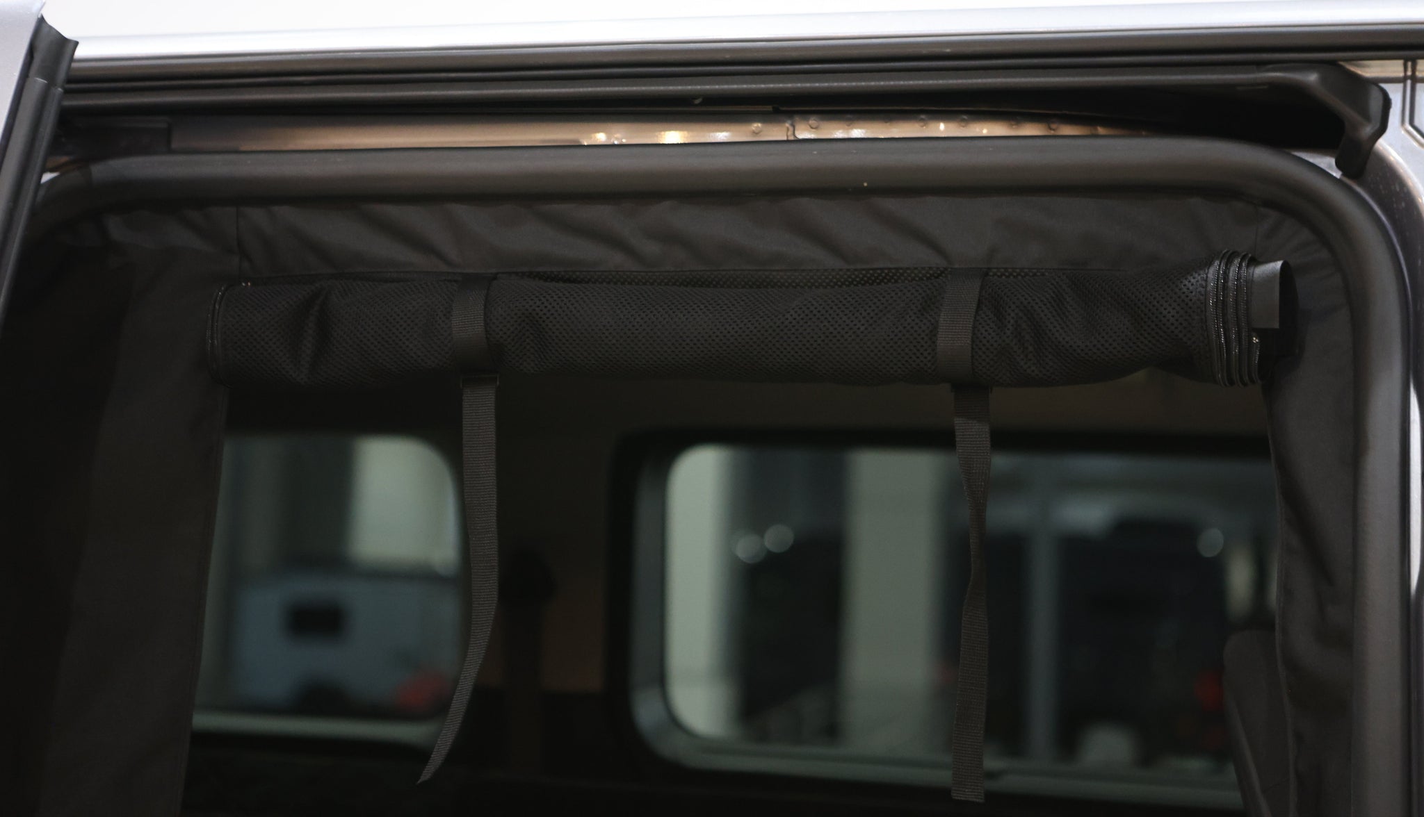 Moskitiera na drzwi boczne przesuwne