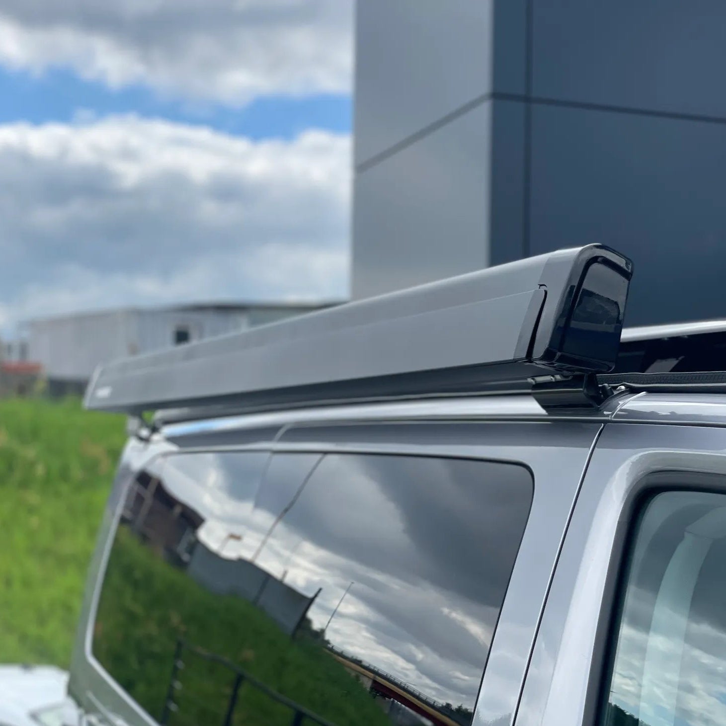 Markiza Dometic PW1100 2.6m Toyota Proace z montażem